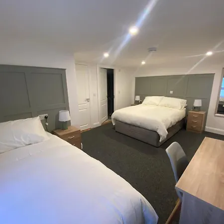 Bed & Breakfast Maloney's The Square