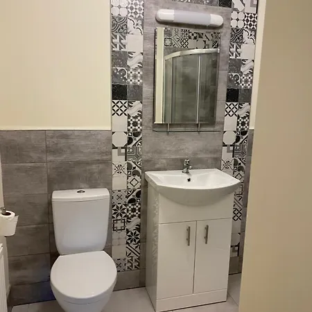 Bed & Breakfast Maloney's The Square 3*