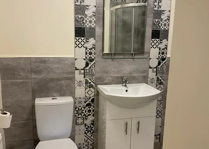 Bed & Breakfast Maloney's The Square 3*